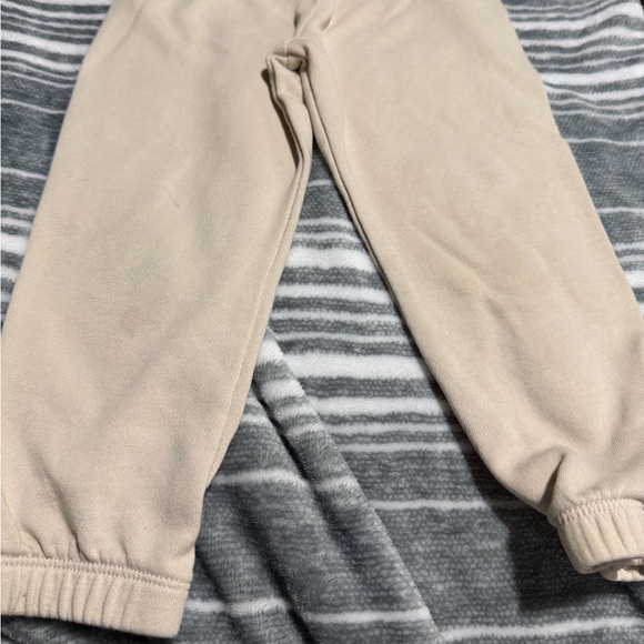 ❣️🐣btween Cream and Black Kids Matching Set - Picture 5 of 6